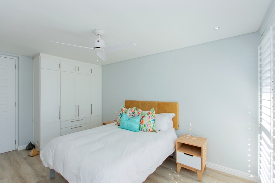 5 Bedroom Property for Sale in Calypso Beach Western Cape